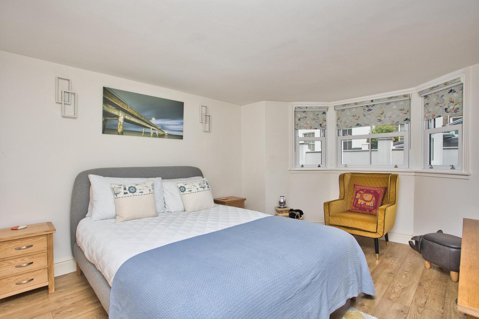 Spacious Seaside Escape In The Heart Of Deal, 4 Mins From The Beach Ngoại thất bức ảnh