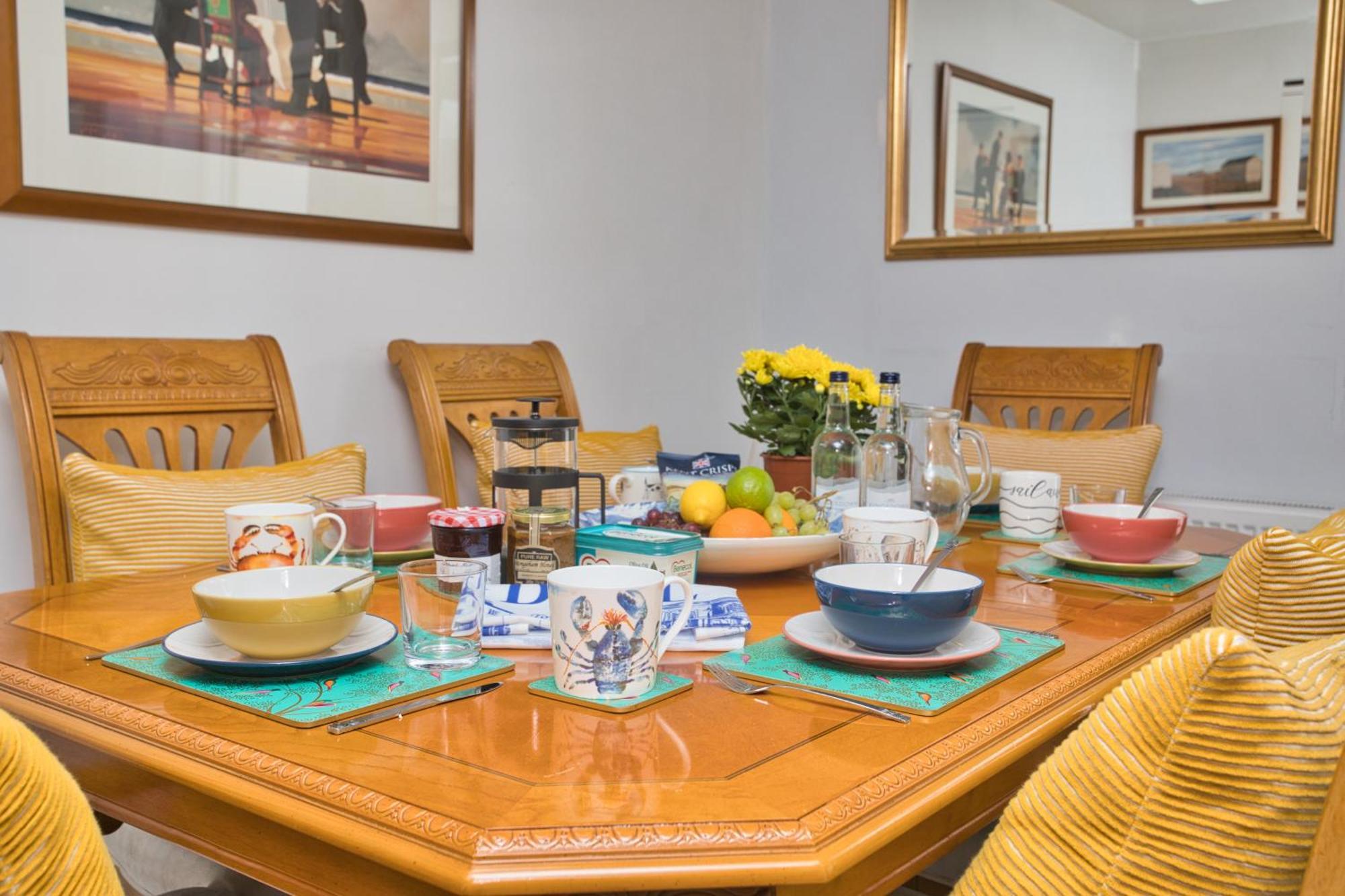 Spacious Seaside Escape In The Heart Of Deal, 4 Mins From The Beach Ngoại thất bức ảnh